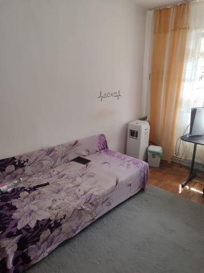 Casă cu 2 camere în Rovine