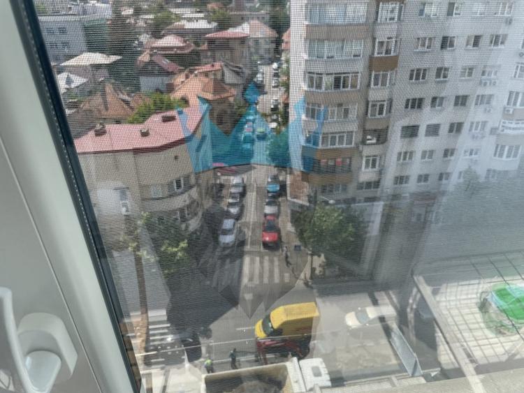 Apartament cu 2 camere semidecomandat, mobilat în Dorobanți