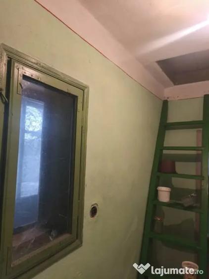Casă cu 2 camere cu Teren 1600 Mp în Grămești