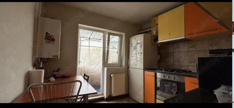 Apartament cu 2 camere decomandat în Ghiroda