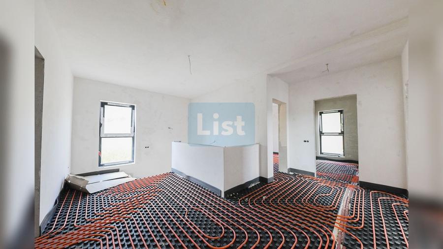 Casă cu 4 camere cu Teren 866 Mp în Feleacu