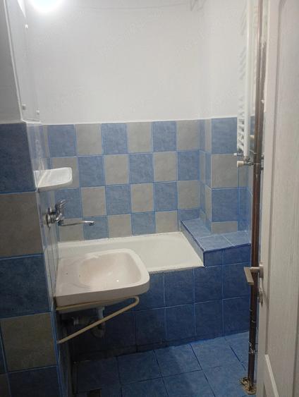 Garsonieră decomandată în Salca