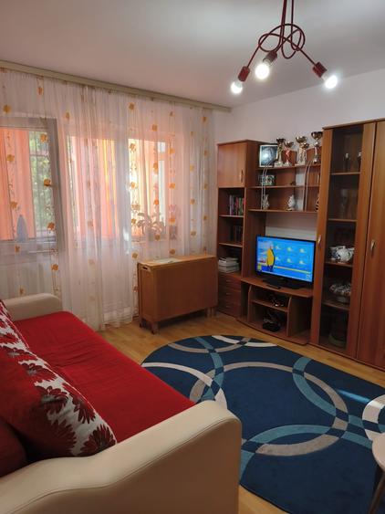 Apartament cu 2 camere semidecomandat în Alexandru cel Bun