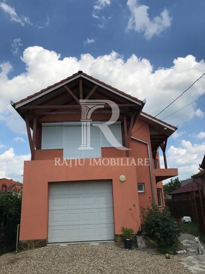 Casă individuală cu 5 camere cu Canalizare în Oncea
