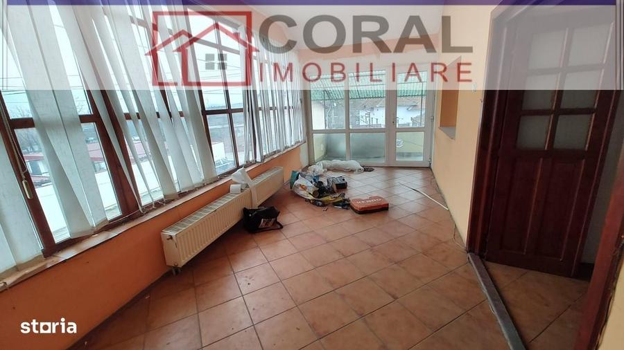 Casă cu 4 camere cu Teren 900 Mp în Decebal