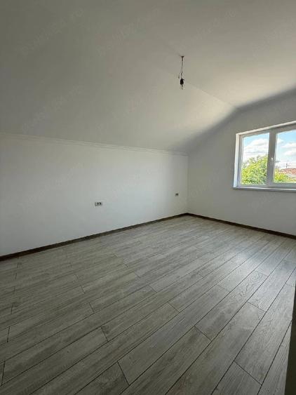 Casă cu Teren 450 Mp în Central