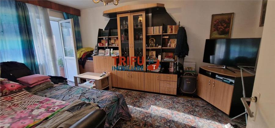 Apartament cu 2 camere decomandat, mobilat în Cetate