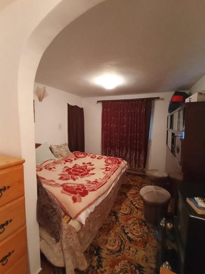 Casă individuală cu 4 camere cu Canalizare în Nicolina