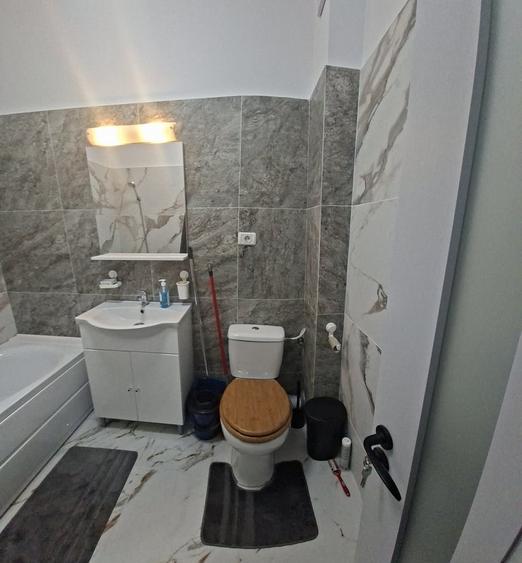 Garsonieră decomandată în Fundeni