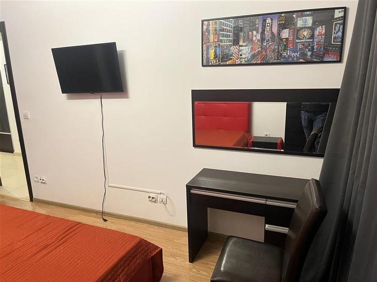 Apartament cu 2 camere semidecomandat, mobilat în Mihai Bravu