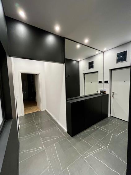 Apartament cu 2 camere decomandat în Pajura