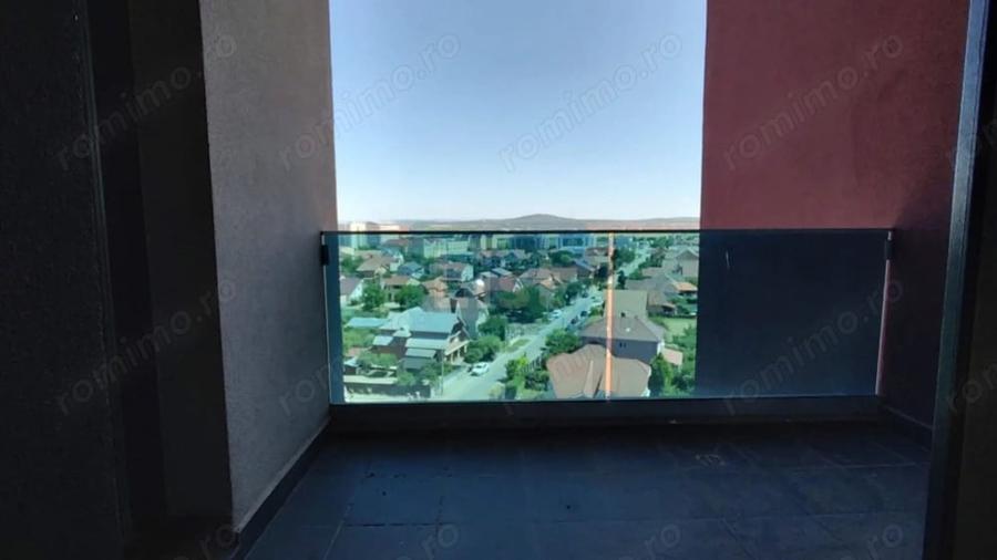 Apartament cu 5 camere decomandat în Nufărul