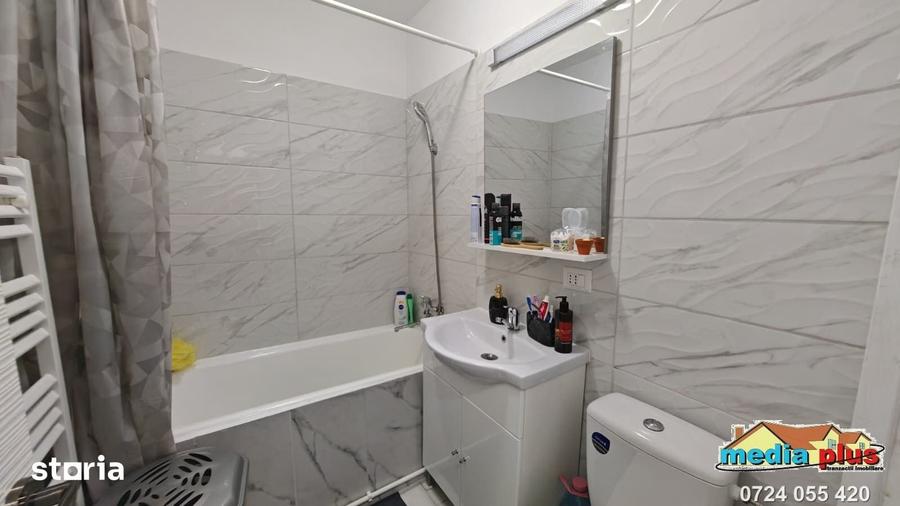 Apartament cu 2 camere în Micro 19
