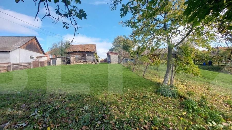 Casă individuală cu 6 camere cu Teren 986 Mp în Moacșa