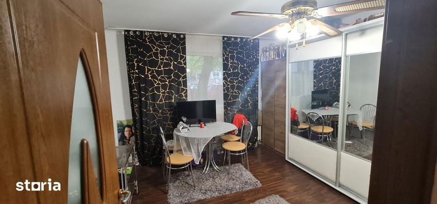 Apartament cu 2 camere decomandat în Centrul Civic