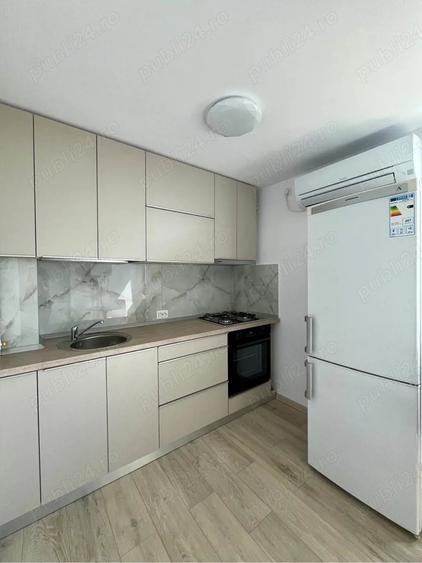 Garsonieră decomandată în Central