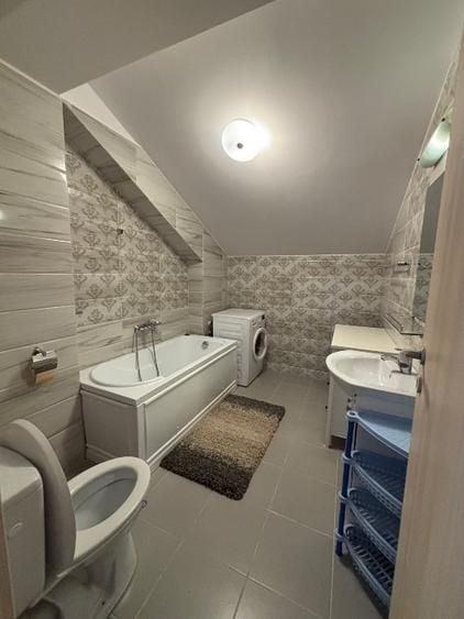 Apartament cu 2 camere decomandat, mobilat în Drumul Taberei