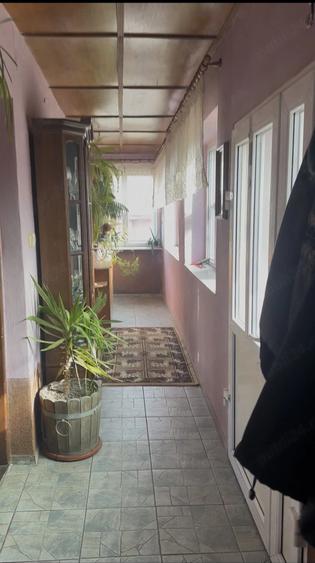 Casă cu Teren 300 Mp în Central