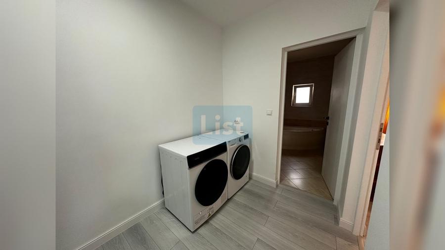 Apartament cu 3 camere decomandat în Nord