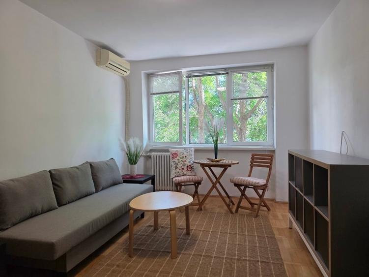 Apartament cu 2 camere semidecomandat, mobilat în Iancului