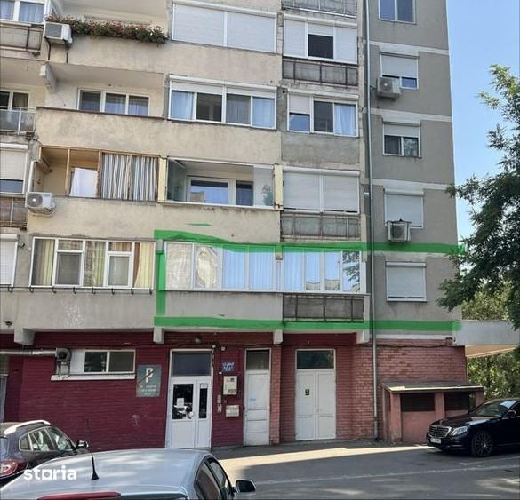 Apartament cu 3 camere decomandat în Decebal