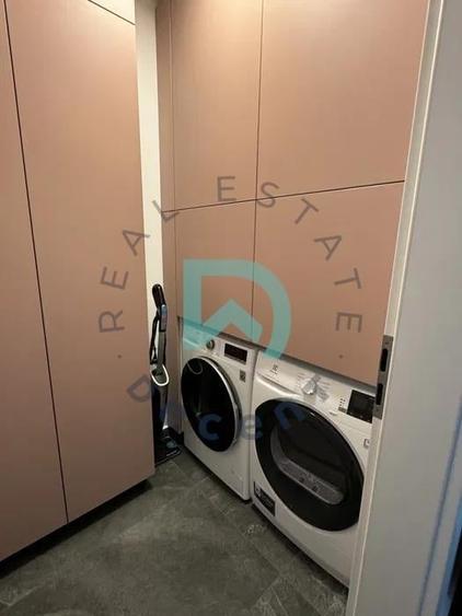 Apartament cu 3 camere decomandat, mobilat în Tractorul