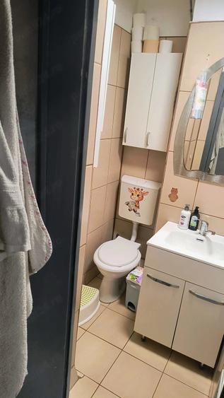 Apartament cu 3 camere decomandat în Dacia