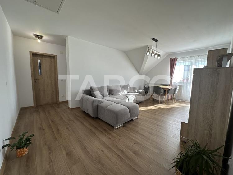 Apartament cu 2 camere decomandat, mobilat în Șelimbăr