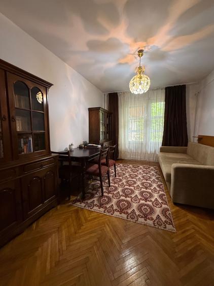 Casă cu 4 camere cu Teren 340 Mp în Ultracentral