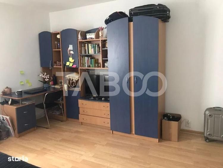 Apartament cu 3 camere decomandat de vanzare in Manastur zona Big - 2