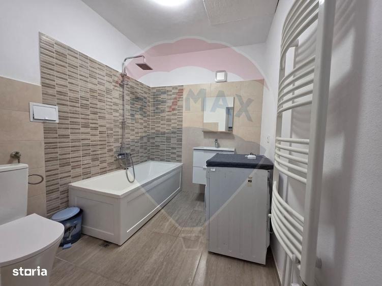 Apartament cu 3 camere de vanzare in zona Central - 6