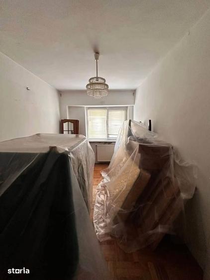 Apartament cu 3 camere decomandat în Central