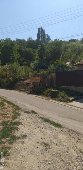Teren de 790 mp, în Cleja