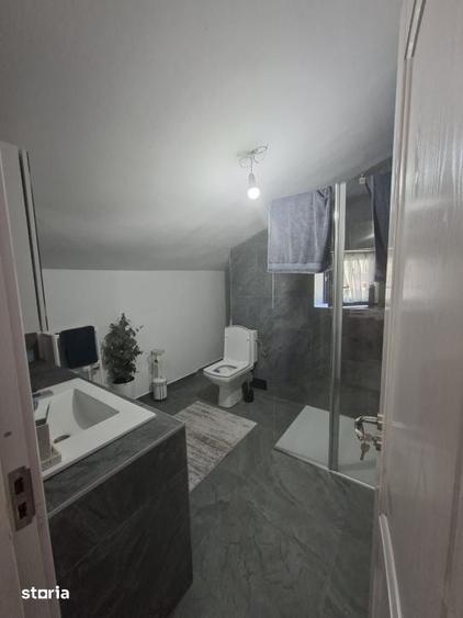 Casă cu 4 camere cu Teren 800 Mp în Ferneziu