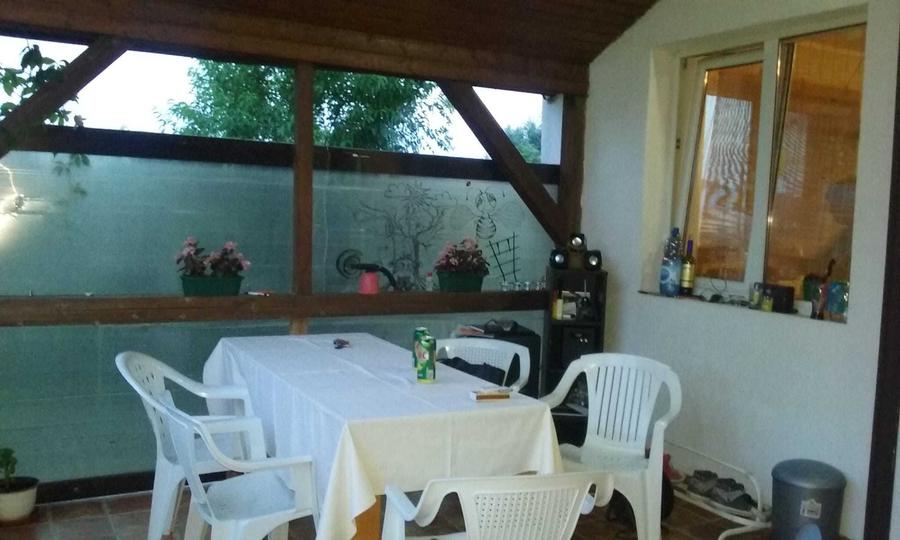 Casă cu 4 camere în Săftica