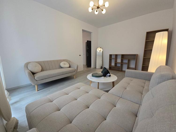 Apartament cu 2 camere decomandat în Dobroești