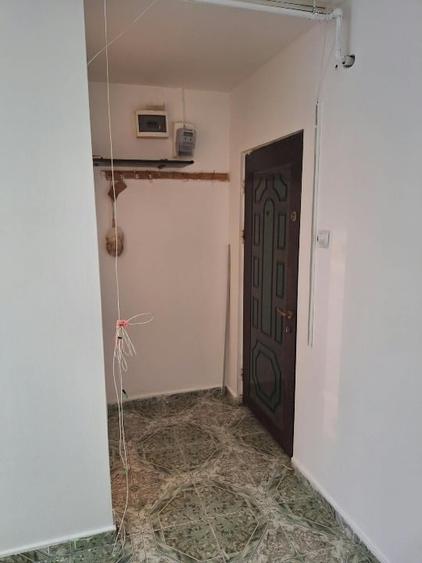 Garsonieră decomandată în Brâncoveanu