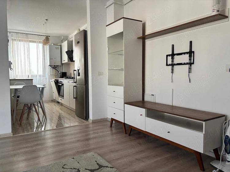 Apartament cu 2 camere semidecomandat, mobilat în Giroc