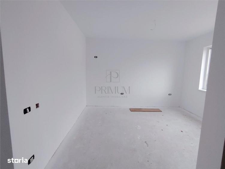 Casă cu 4 camere în Moșnița Veche