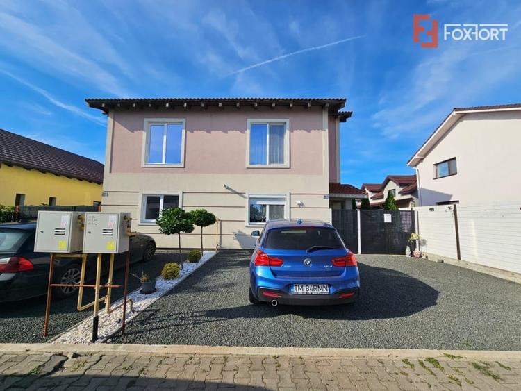 Duplex cu 3 camere cu Canalizare în Dumbrăvița