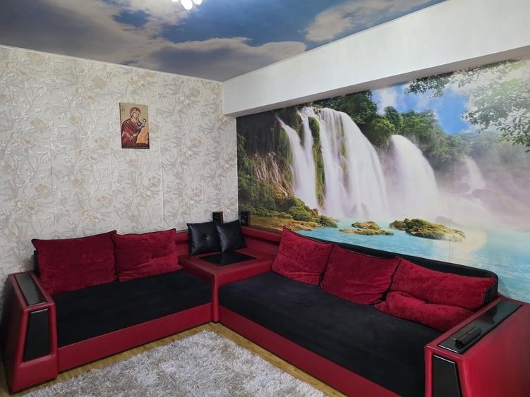 Apartament cu 3 camere decomandat în Gorjului