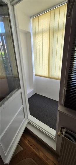 Apartament cu 3 camere semidecomandat în Complex Studențesc