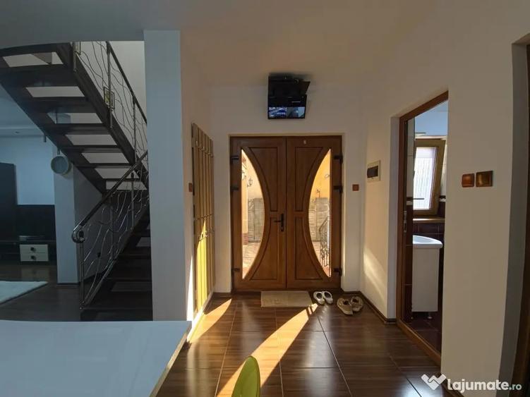 Casă cu 3 camere cu Teren 200 Mp în Cumpăna