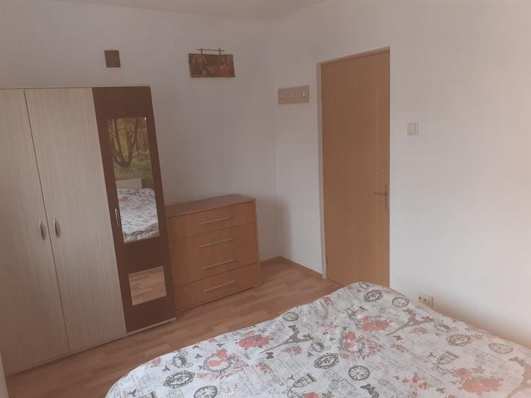 Apartament cu 2 camere semidecomandat în Exterior Vest