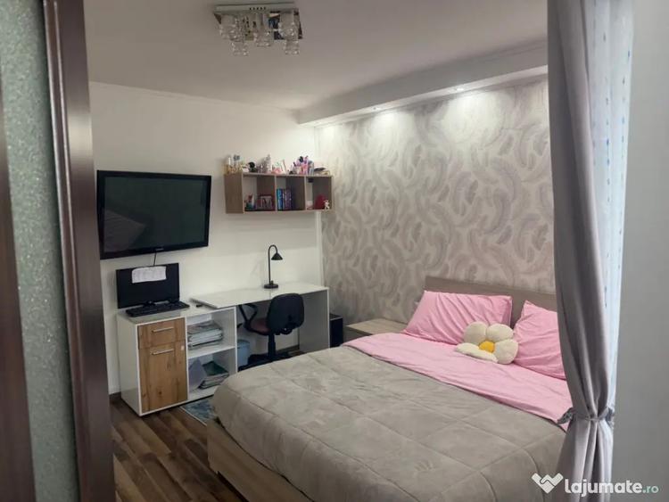 Casă cu 3 camere cu Teren 280 Mp în Central