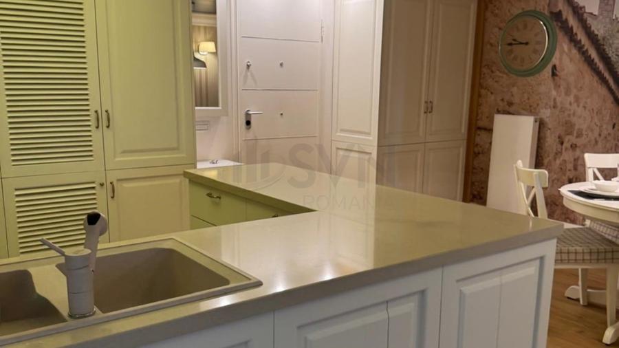 Apartament cu 3 camere decomandat, mobilat în Barbu Văcărescu