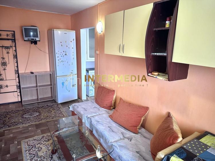Apartament cu 2 camere decomandat, mobilat în Tolstoi