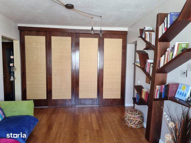Apartament cu 3 camere în Vatra Luminoasă