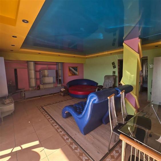 Apartament cu 3 camere decomandat în Alexandru cel Bun