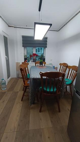 Apartament cu 4 camere decomandat în Ocna Mureș